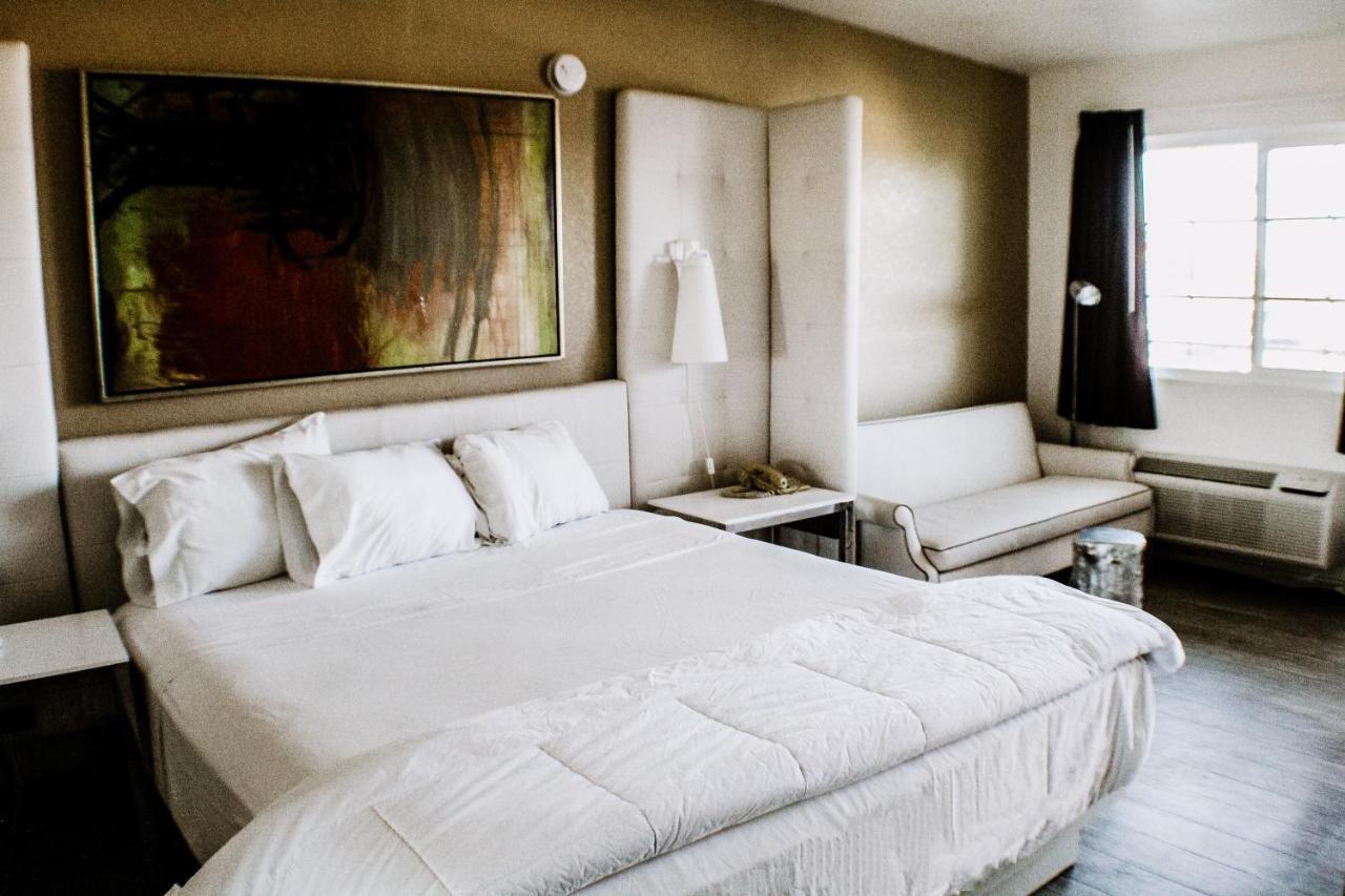 Devonshire Inn Motel Rosamond ภายนอก รูปภาพ