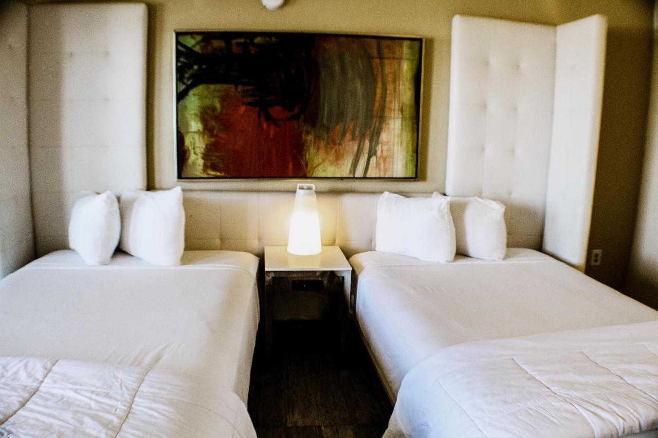 Devonshire Inn Motel Rosamond ภายนอก รูปภาพ